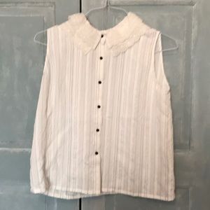 Sessun blouse NO sleeves . LACE collar in white with stripes Extra Small